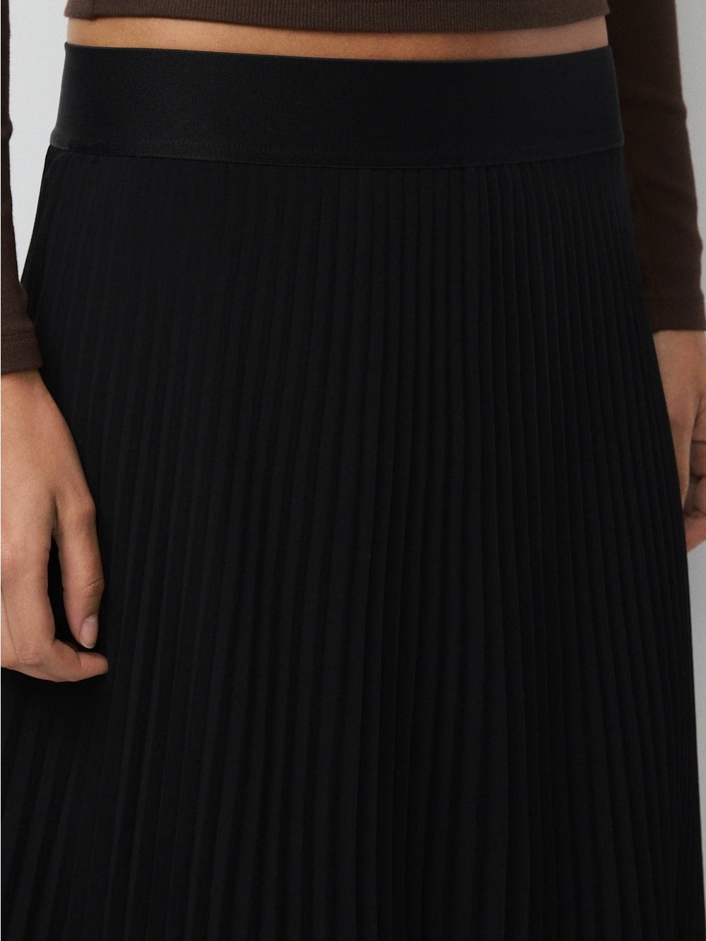 Atitzia Wilfred Twirl Skirt In Black Size XXS Elastic Waist Pleated lightweight - Picture 2 of 12